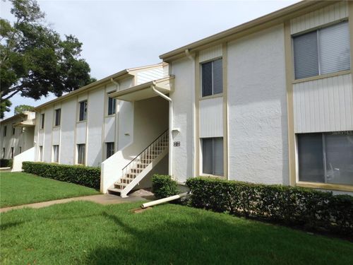 105 Palmetto Ct, OLDSMAR, FL, 34677-2113 | Card Image