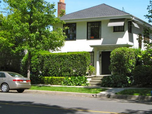 1925 22nd Street, Sacramento, CA, 95816 | Card Image
