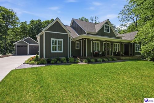 130 Big Blue Ct, Elizabethtown, KY, 42701-7605 | Card Image