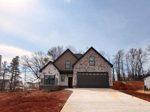 8 Live Oak Court, Forest, VA, 24551 | Card Image