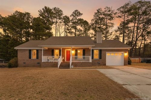 1984 Wheeling St, Fayetteville, NC, 28303-6328 | Card Image