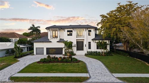 3840 Crayton Rd, NAPLES, FL, 34103-3529 | Card Image