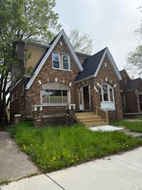 15046 Mayfield St, Detroit, MI, 48205-4137 | Card Image