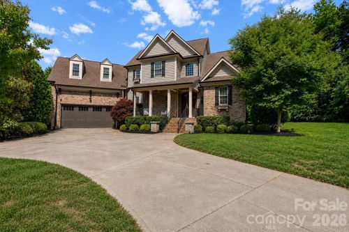 310 Sundown Rd, Mooresville, NC, 28117-8140 | Card Image