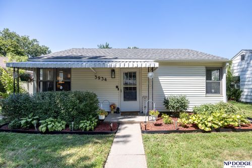 3934 Saint Paul Ave, Lincoln, NE, 68504-2477 | Card Image