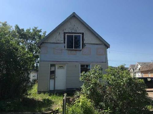 {{alt}} | Card Image