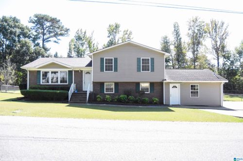 1604 Parker Ln, OXFORD, AL, 36203-3242 | Card Image
