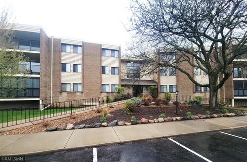 321-1871 Silver Bell Rd, Eagan, MN, 55122-1190 | Card Image