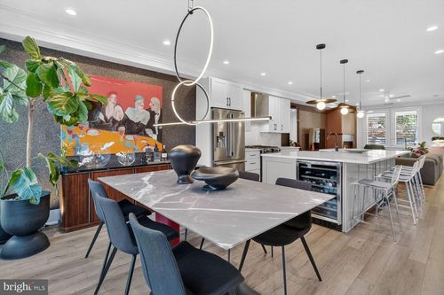 2214 N Capitol St Nw, WASHINGTON, DC, 20002-1104 | Card Image