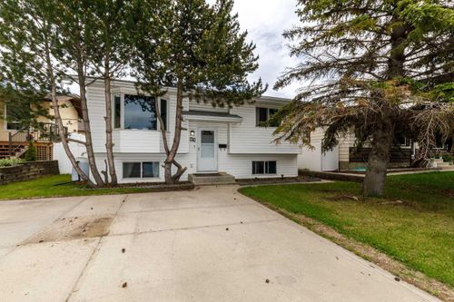 63 Mclevin Cres, Red Deer, AB, T4R1S8 | Card Image