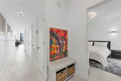 510 - 6000 Collins Ave, Condo with 1 bedrooms, 1 bathrooms and null parking in Miami Beach FL | Image 3