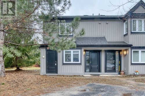 1-5 Harbour St E, Collingwood, ON, L9Y5C5 | Card Image