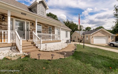 6107 Schreiner Ct, Louisville, KY, 40219-5297 | Card Image