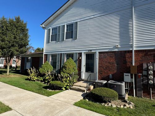 26074 N Lake Dr, Harrison Township, MI, 48045-3335 | Card Image