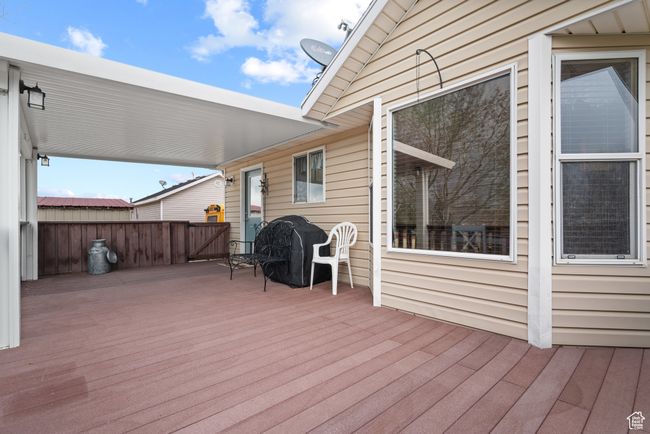 View of wooden terrace | Image 30
