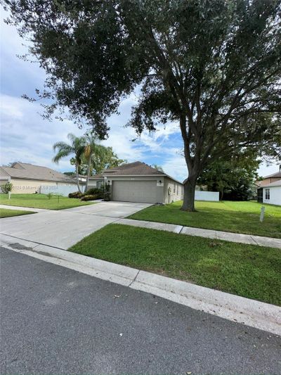 5421 Watson Rd, House other with 3 bedrooms, 2 bathrooms and null parking in Riverview FL | Image 2