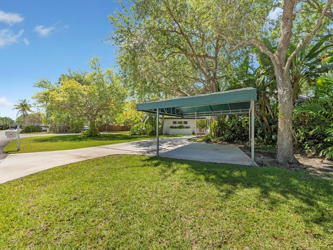 9860 Sw 140th St, House other with 4 bedrooms, 3 bathrooms and null parking in Miami FL | Image 36