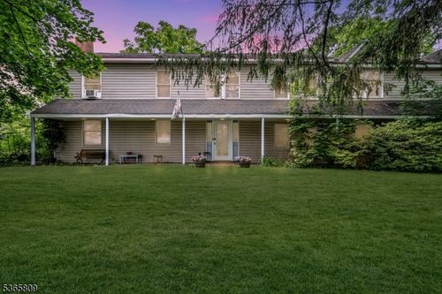 9 Mueller Ln, Washington, NJ, 07882-3553 | Card Image