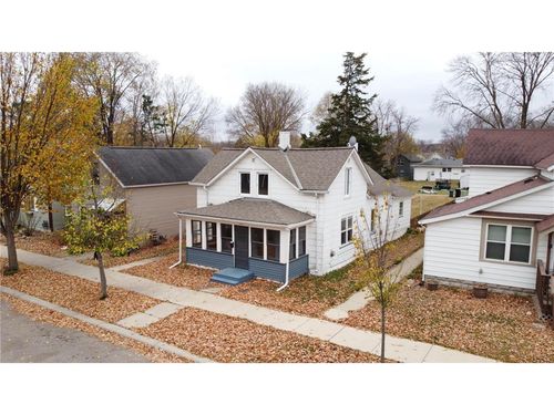 215 N Maple St, Chaska, MN, 55318-2031 | Card Image