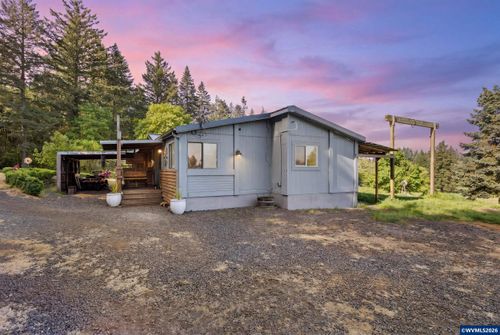 3543 Crooked Finger Rd Ne, Scotts Mills, OR, 97375-9620 | Card Image