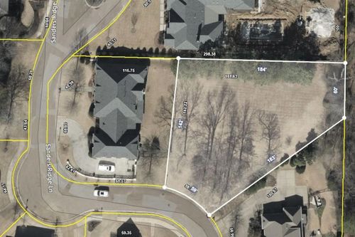 2472 Sanders Ridge Ln, Germantown, TN, 38138-6144 | Card Image