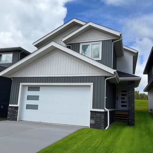 117 Crestview Blvd, Sylvan Lake, AB, T4S0V8 | Card Image