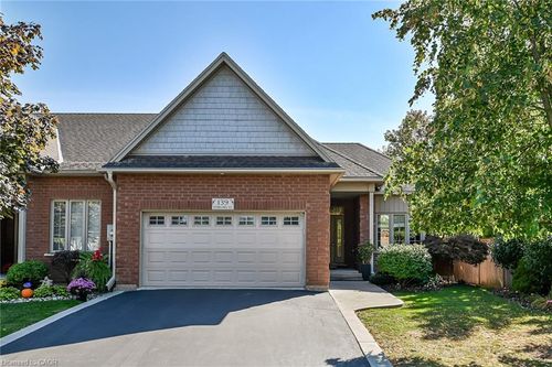 139 Stirling St, Caledonia, ON, N3W0A4 | Card Image