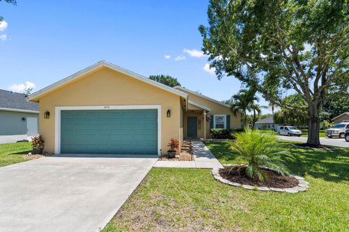 2470 Sw Plymouth Way, Stuart, FL, 34997-1317 | Card Image