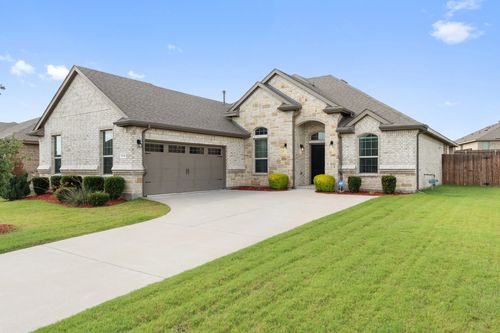 529 Natchez Ln, Glenn Heights, TX, 75154-8959 | Card Image