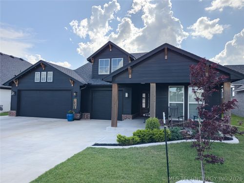 16174 S 89th East Ave, Bixby, OK, 74008-4492 | Card Image