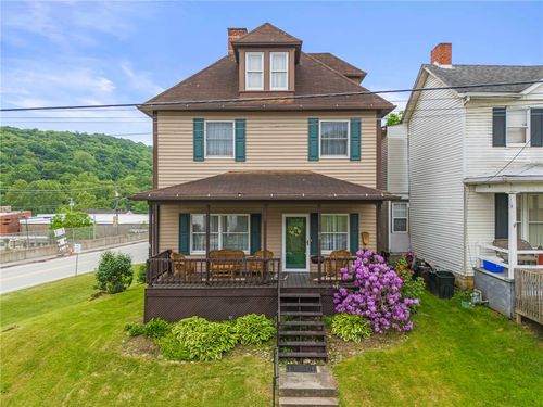 68 E Elm St, Waynesburg, PA, 15370-2149 | Card Image