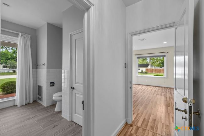 707 W Thompson Ave, House other with 4 bedrooms, 6 bathrooms and null parking in Temple TX | Image 9
