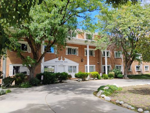 7-2760 S Highland Dr, Salt Lake City, UT, 84106-3181 | Card Image
