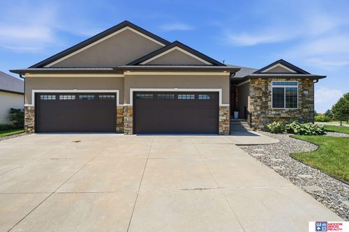 8901 S 30th St, Lincoln, NE, 68516-5945 | Card Image