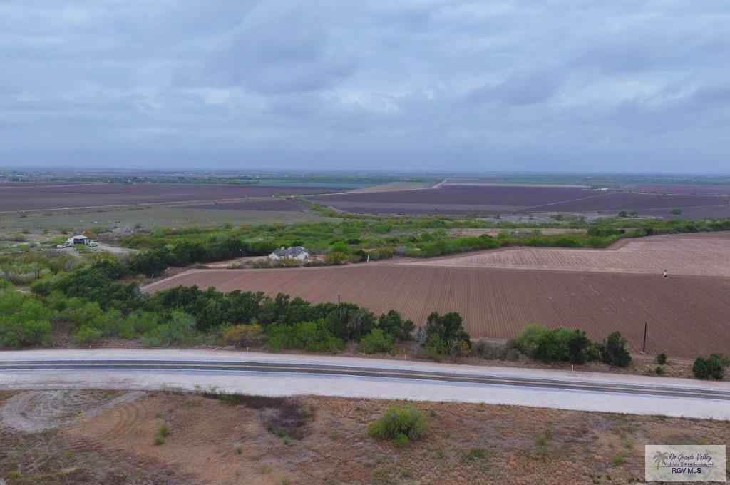 Land in La Feria 5