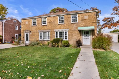 8136 W 26th St, North Riverside, IL, 60546-1373 | Card Image