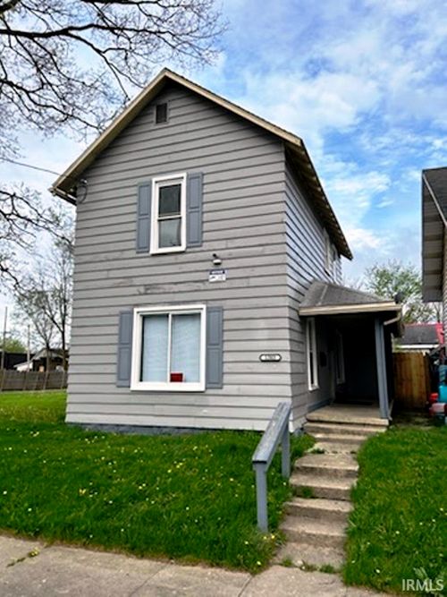 1303 S Liberty Street, Muncie, IN, 47302-3145 | Card Image