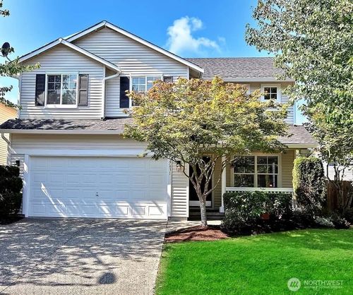 27631 238th Ave Se, Maple Valley, WA, 98038-5103 | Card Image