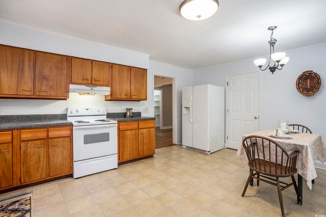 602 3 Rd Ave N, House other with 3 bedrooms, 2 bathrooms and 4 parking in Myrtle Beach SC | Image 9