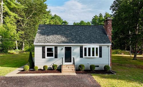 78 Vine St, Coventry, RI, 02816-5031 | Card Image