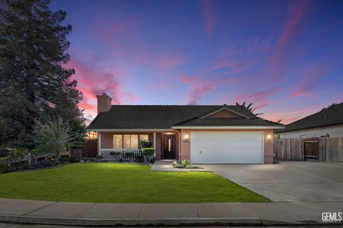 333 Camwood Ave, Bakersfield, CA, 93308-1185 | Card Image