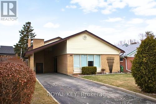 20 Kennebec Cres, Etobicoke, ON, M9W2R7 | Card Image