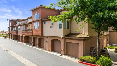 unit-1222-1200 Moon Cir, Folsom, CA, 95630-4145 | Card Image