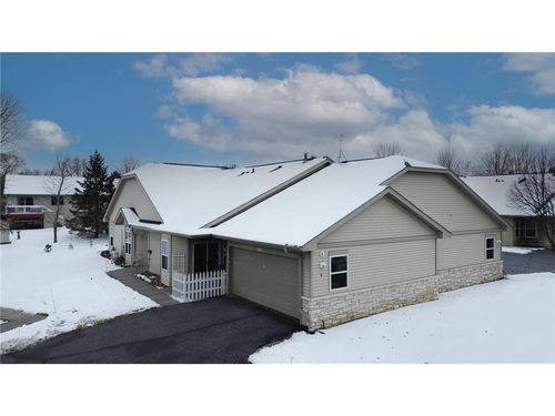 apt-8-700 Leroy Ln, River Falls, WI, 54022-6211 | Card Image