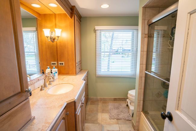 Second Floor Full Bath. | Image 22