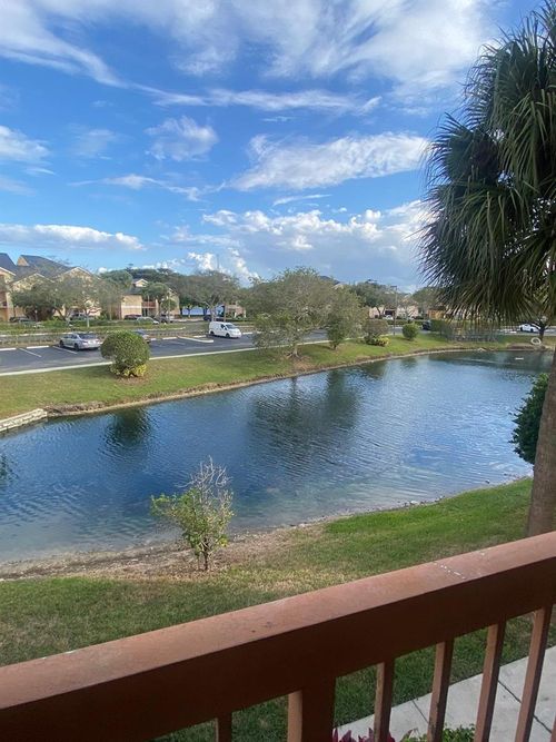 613-7660 Westwood Drive, Tamarac, FL, 33321 | Card Image