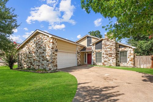 8708 Greenleaf Dr, College Station, TX, 77845-5554 | Card Image