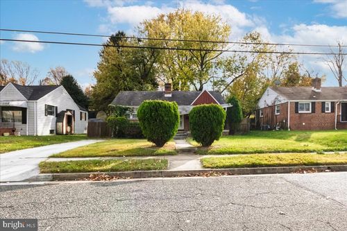 5605 Groveland Ave, Baltimore, MD, 21215-4245 | Card Image