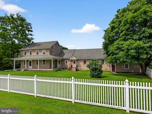 1419 Lebanon Rd, MANHEIM, PA, 17545-8704 | Card Image