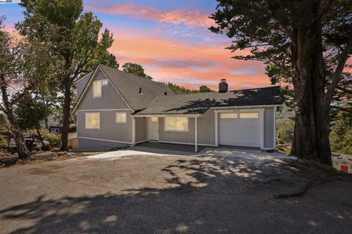 1218 Lattie Ln, Mill Valley, CA, 94941-3408 | Card Image
